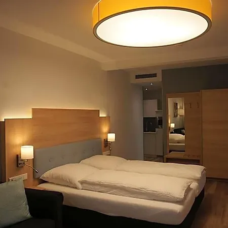 Hotel Leister 3*